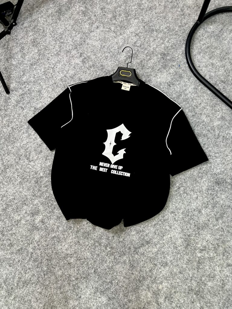 پک 4 تایی تیشرت تک مشکی Cمغزی (650/000)