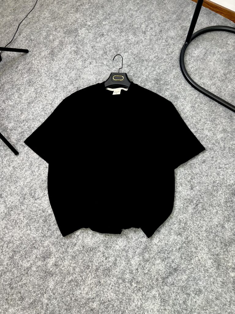 پک 4 تایی تیشرت تک مشکی ساده(650/000)